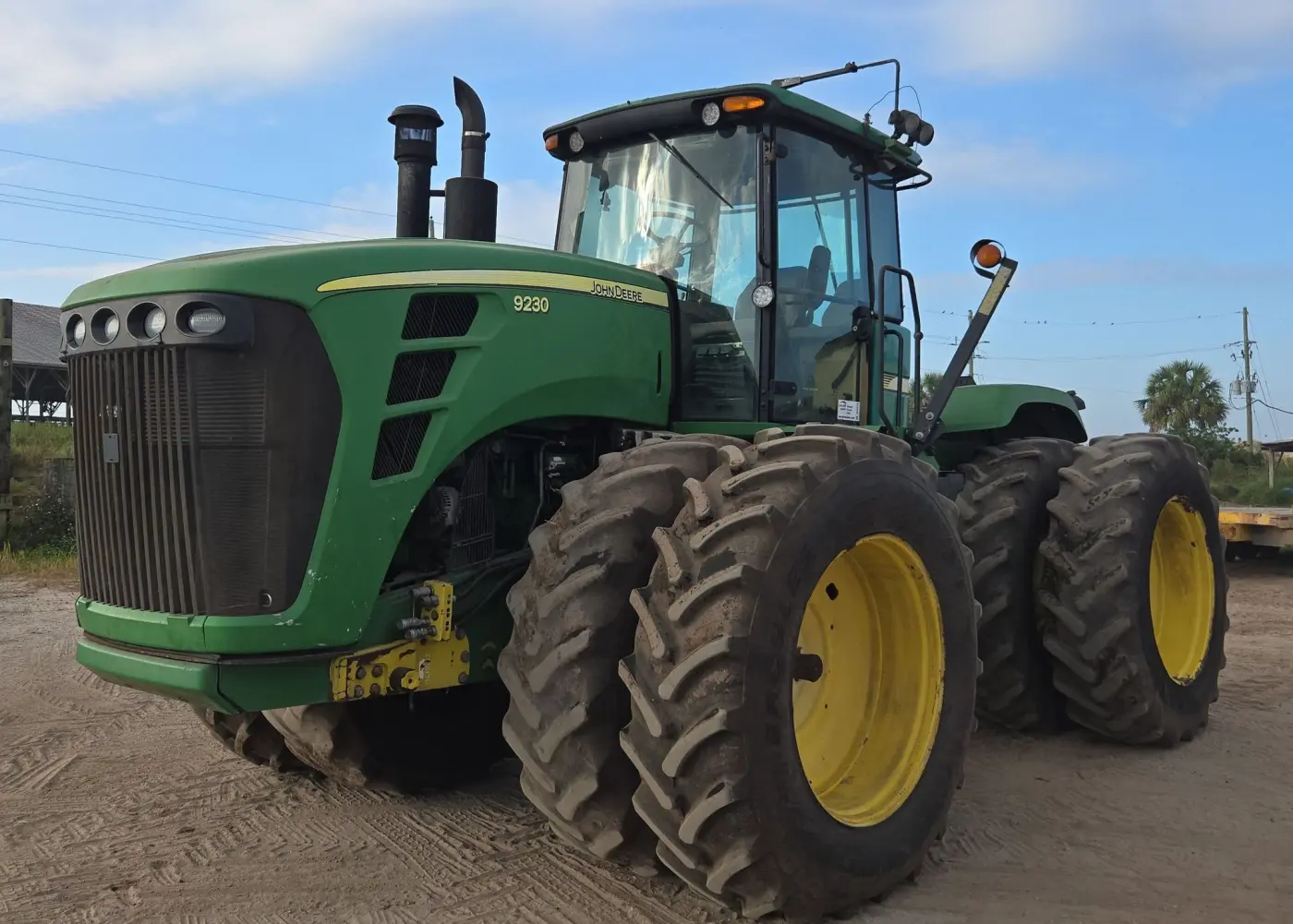 2011 John Deere 9230