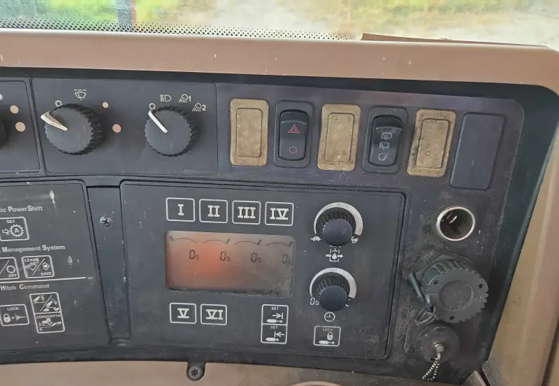 2011 John Deere 9230 photo 42