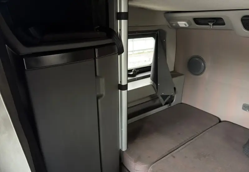 2023 Volvo VNL 860 photo 62