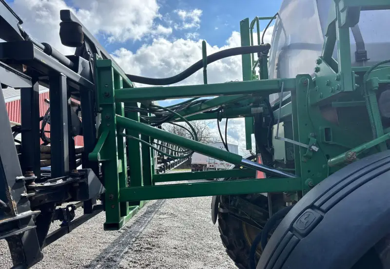 2011 John Deere 4730 photo 34