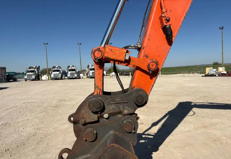 2018 Hitachi ZX135US-6N photo 18