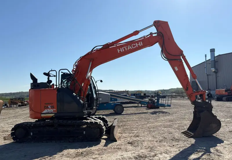 2018 Hitachi ZX135US-6N photo 4