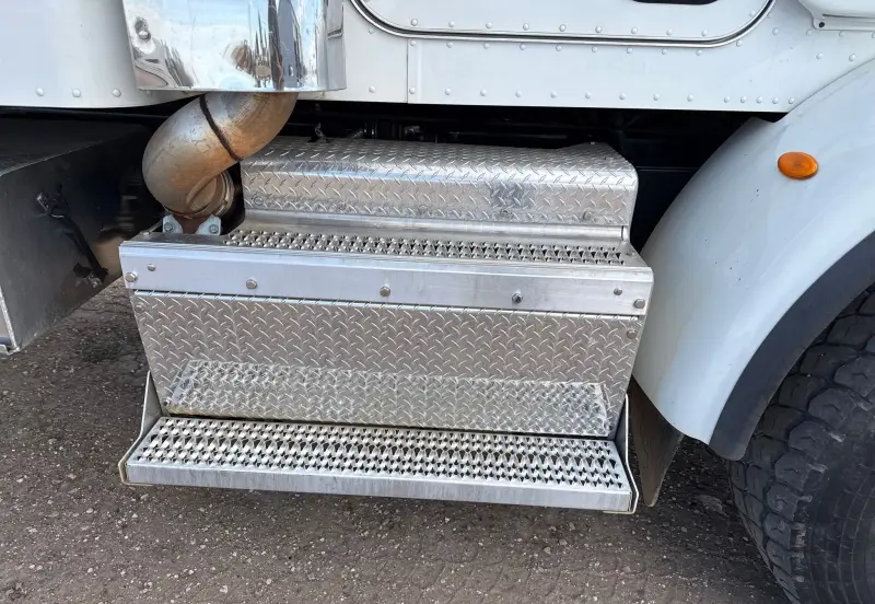 2016 Peterbilt 365 photo 9