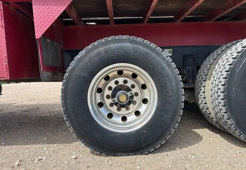 2016 Peterbilt 365 photo 105