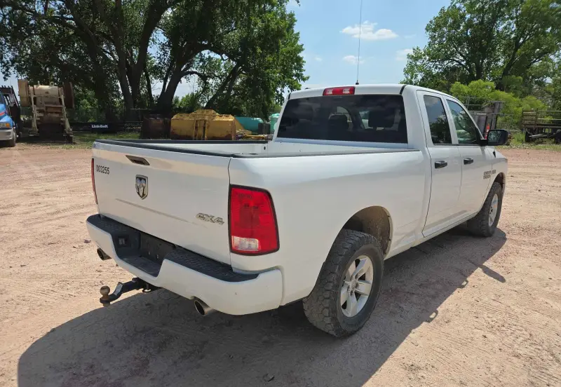 2017 RAM 1500 photo 5