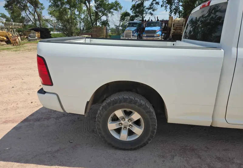 2017 RAM 1500 photo 12