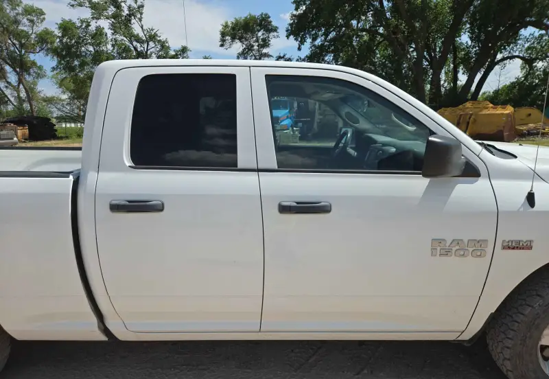2017 RAM 1500 photo 38