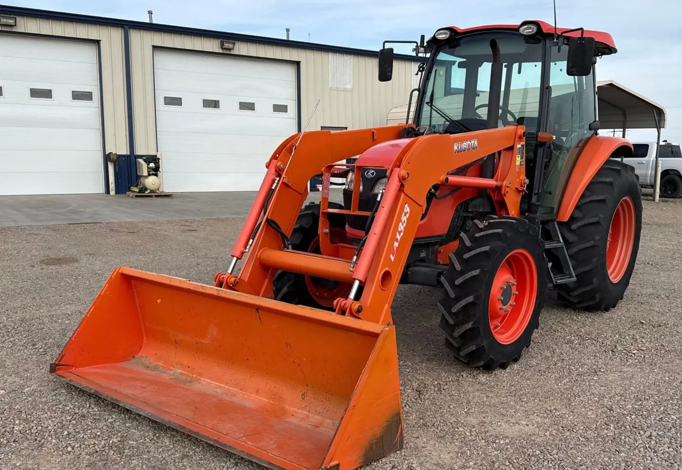 2012 Kubota M8560