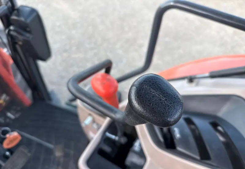 2012 Kubota M8560 photo 39