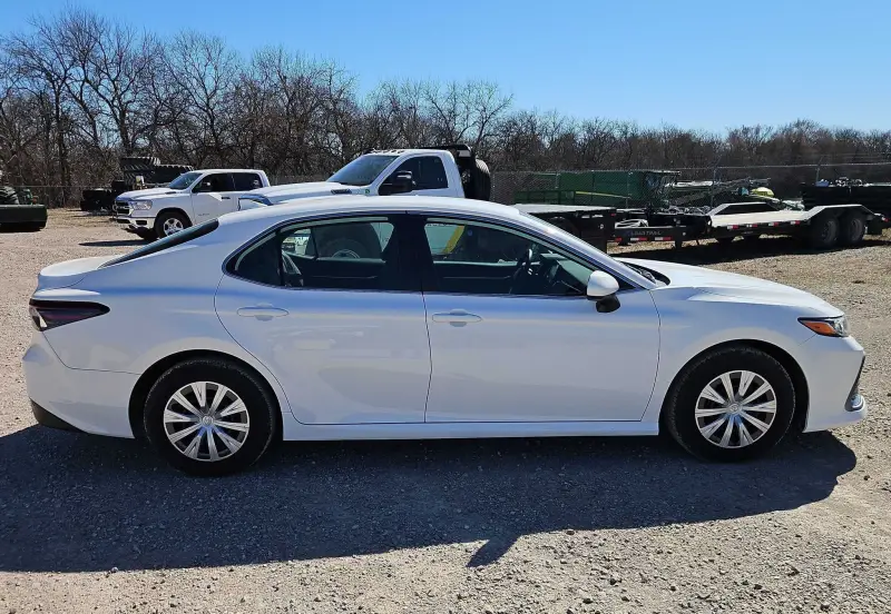 2022 Toyota Camry photo 4