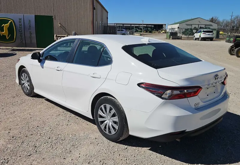 2022 Toyota Camry photo 7