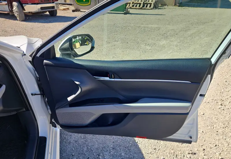 2022 Toyota Camry photo 24