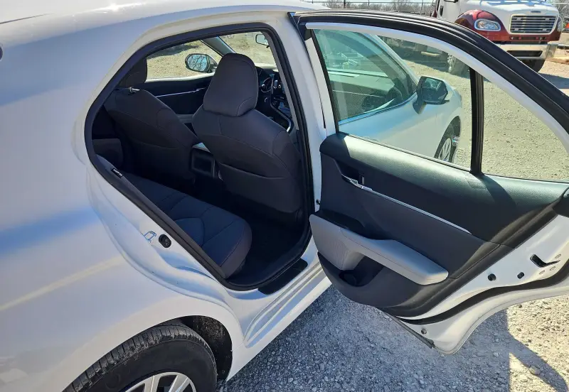2022 Toyota Camry photo 27