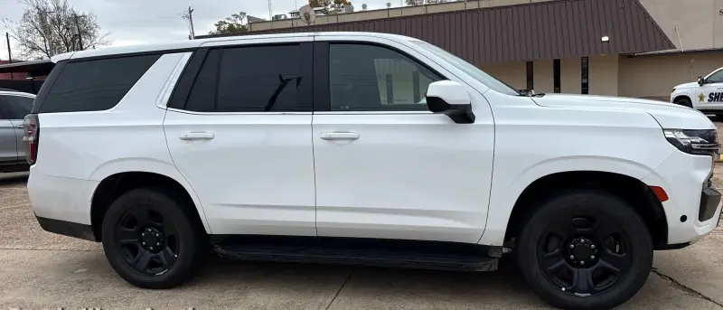 2021 Chevrolet Tahoe photo 4