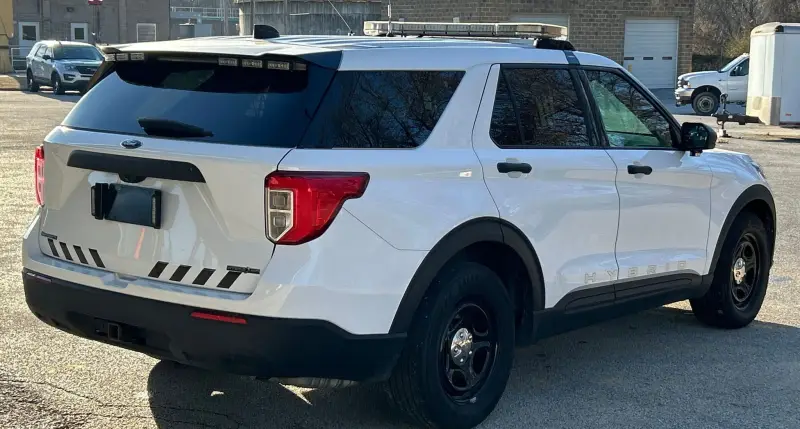 2020 Ford Explorer Police Interceptor photo 3