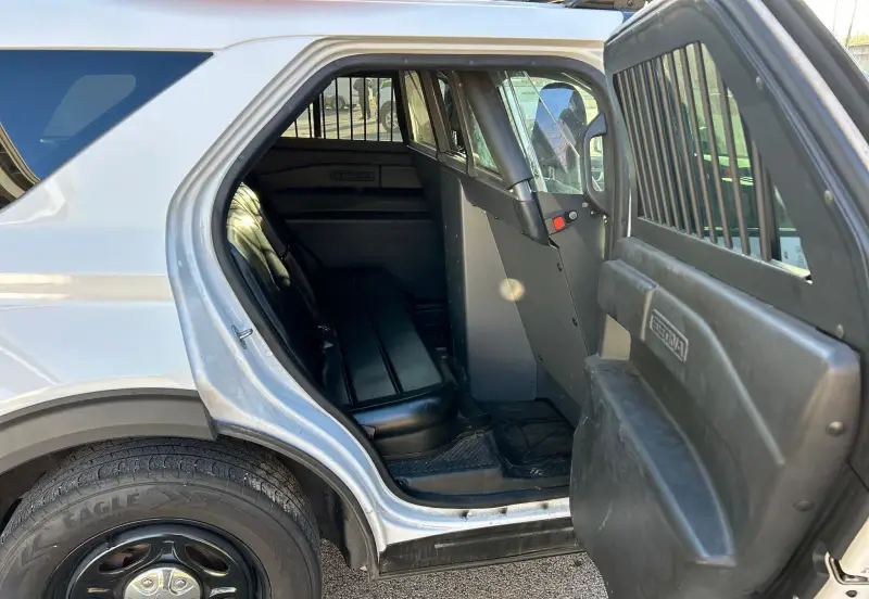 2020 Ford Explorer Police Interceptor photo 35