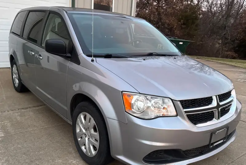 2018 Dodge Grand Caravan photo 3