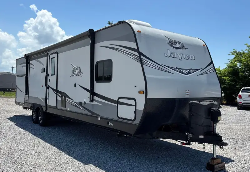 2021 Jayco JayFlight photo 3