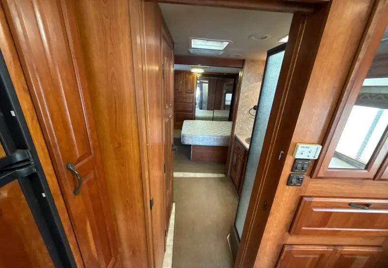 2005 Coachman Encore 380DS photo 83