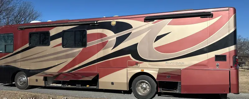 2005 Coachman Encore 380DS photo 9