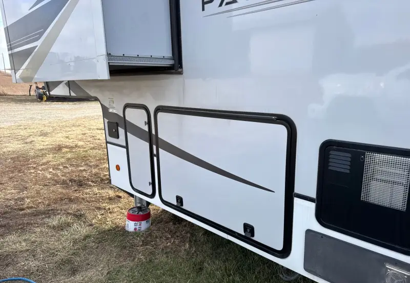 2023 Alliance Rv Paradigm photo 11