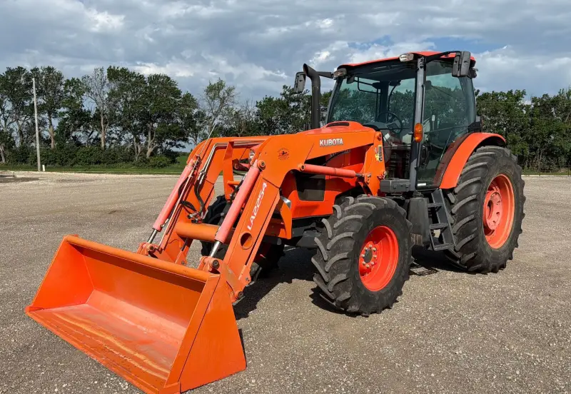 2013 Kubota M135GX photo 1