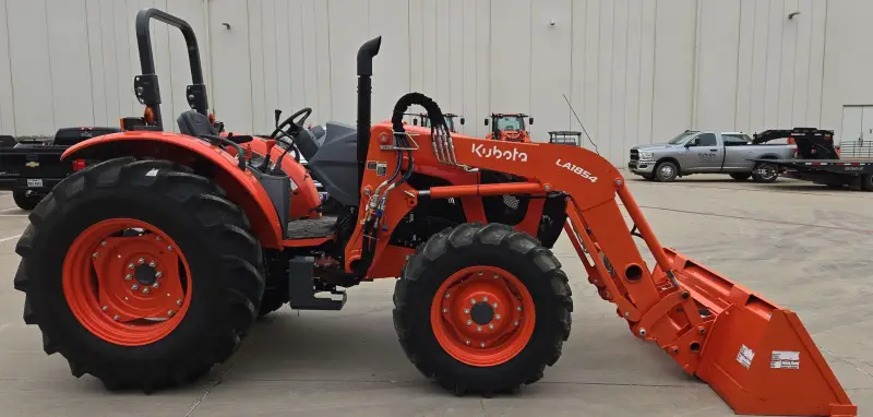 2022 Kubota M5-091D photo 4