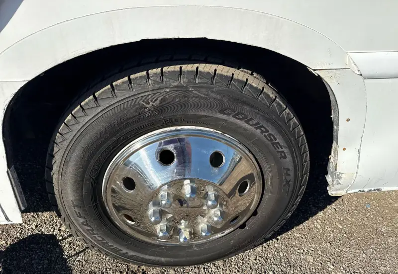 2008 Ford E450 Super Duty photo 137